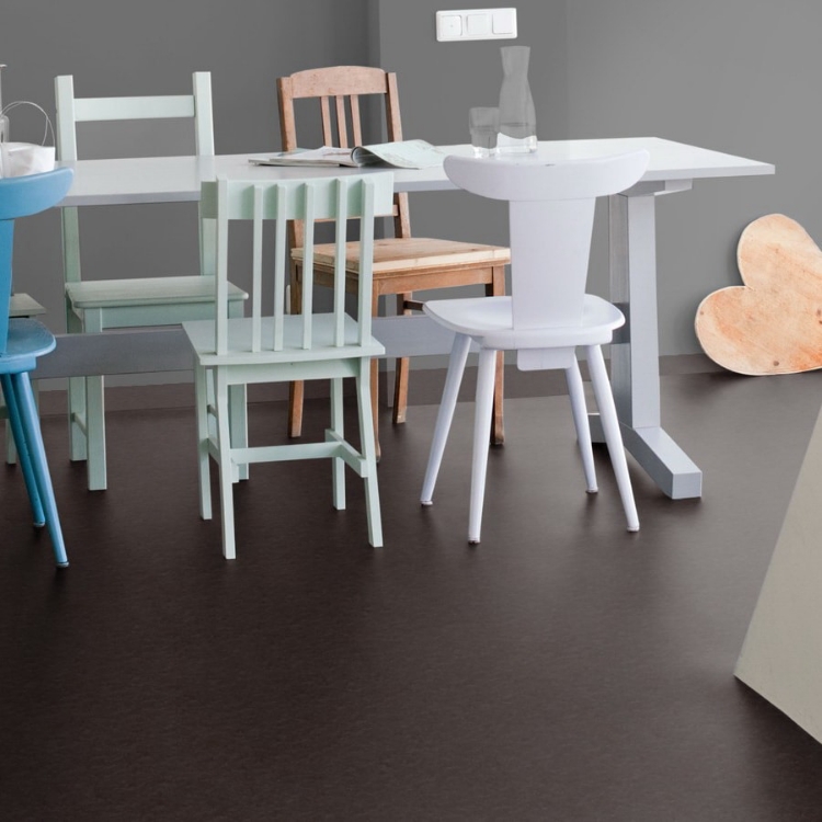 Pilt Marmoleum Cocoa 2.5 dark chocolate 3581