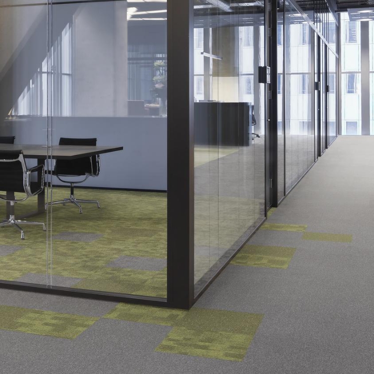 Pilt Plaatvaip Essence AA90 9523