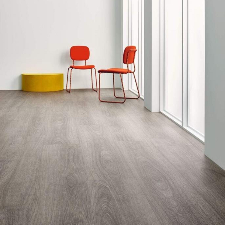 Allura grey giant oak