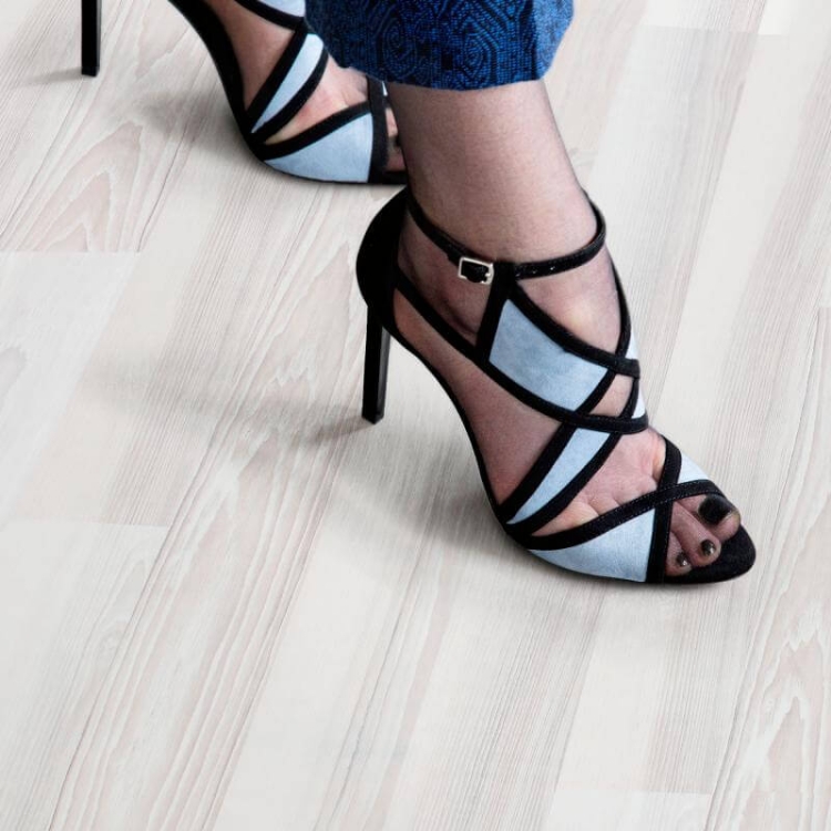 Kõrgsurvepõrand BerryAlloc Original silver oak 2-lipiline